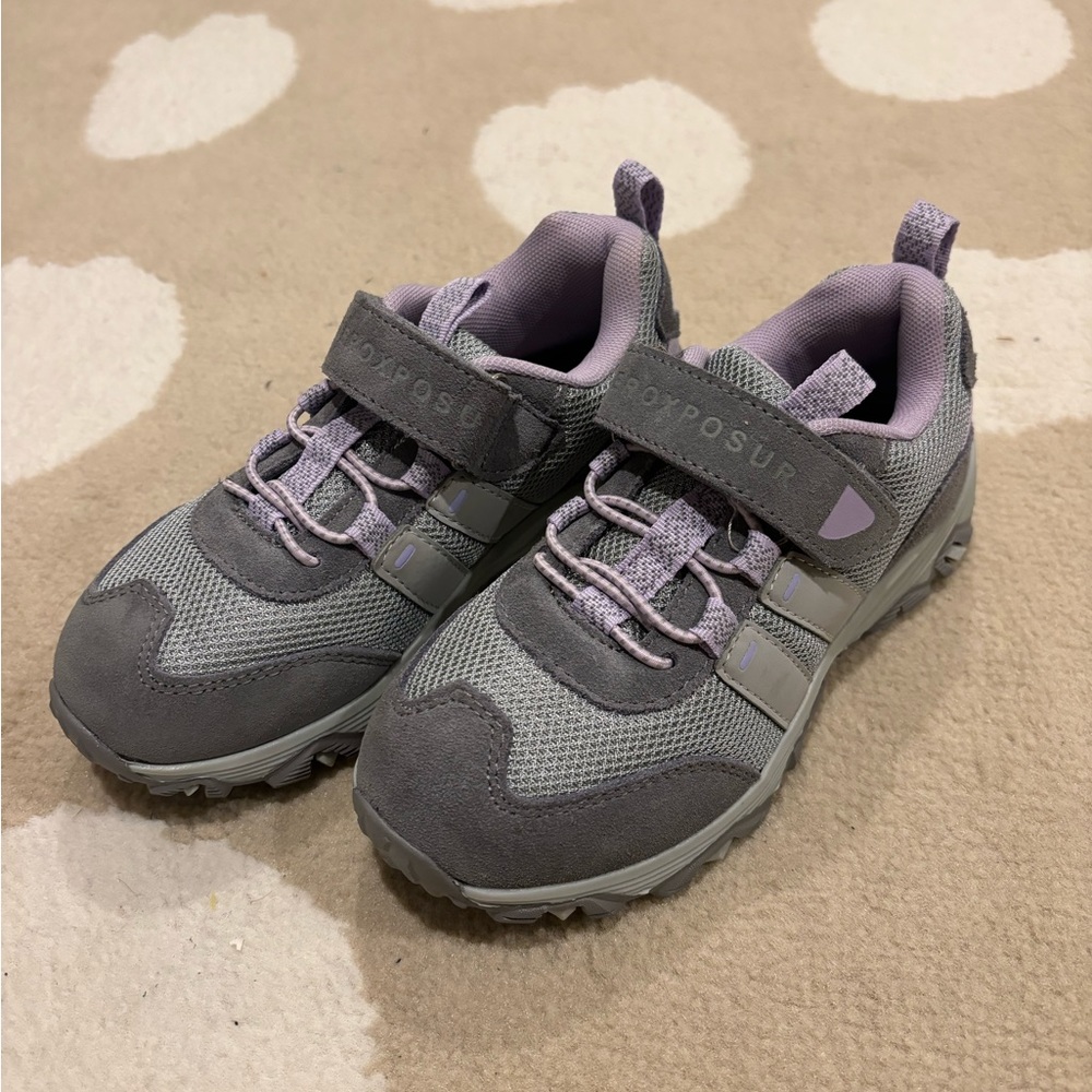 Girls NEW hiking shoes with Velcro size 2